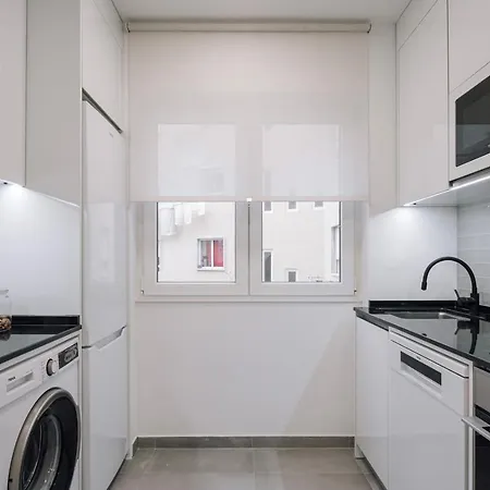 Estoril - 2 Bedrooms In Estrela * Лісабон